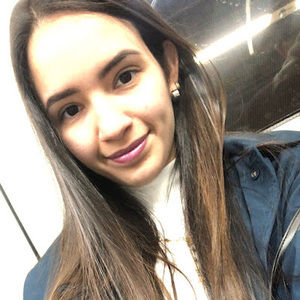 Meet your Posher, Oriana